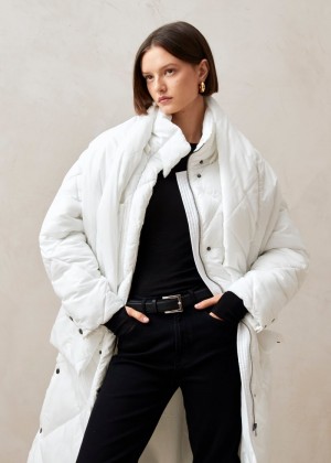 Women's Alohas Colorado Longline Puffer Coat Coats White NZ | X1X-4140