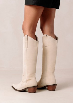 Women's Alohas Mount Suede Suede Cowboy Boots Cowboy Boots Cream NZ | D0R-6752