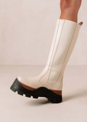 Women's Alohas Roxie Nutty Leather Knee-high Boots With Contrast Soles Chelsea Boots Cream NZ | O1X-4770