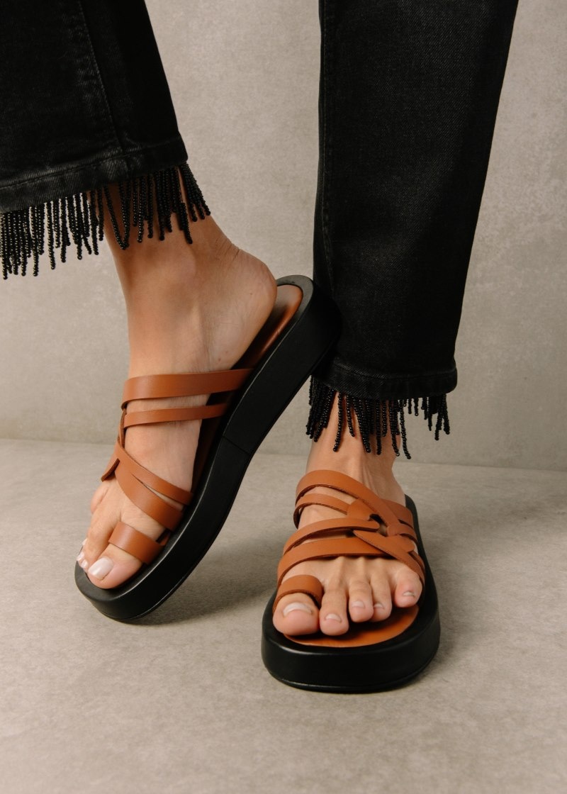 Women's Alohas Cool Leather Toe-ring Slide Sandals Sandals Brown NZ | T7B-9766