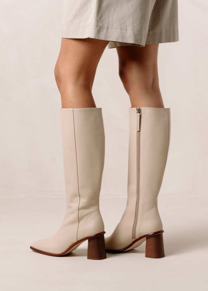 Women's Alohas East Leather Knee-high Boots With Block Heel Knee High Boots Beige NZ | Y7A-7032