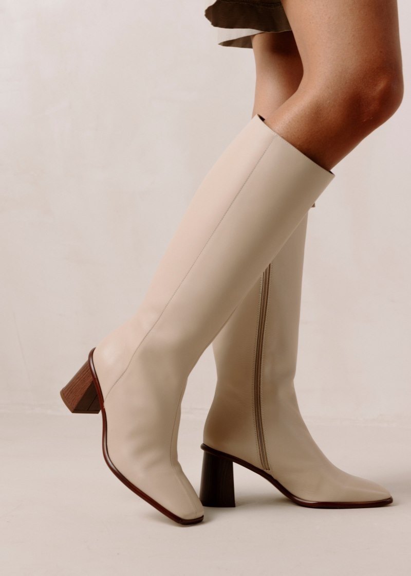 Women's Alohas East Leather Knee-high Boots With Block Heel Knee High Boots Beige NZ | Y7A-7032