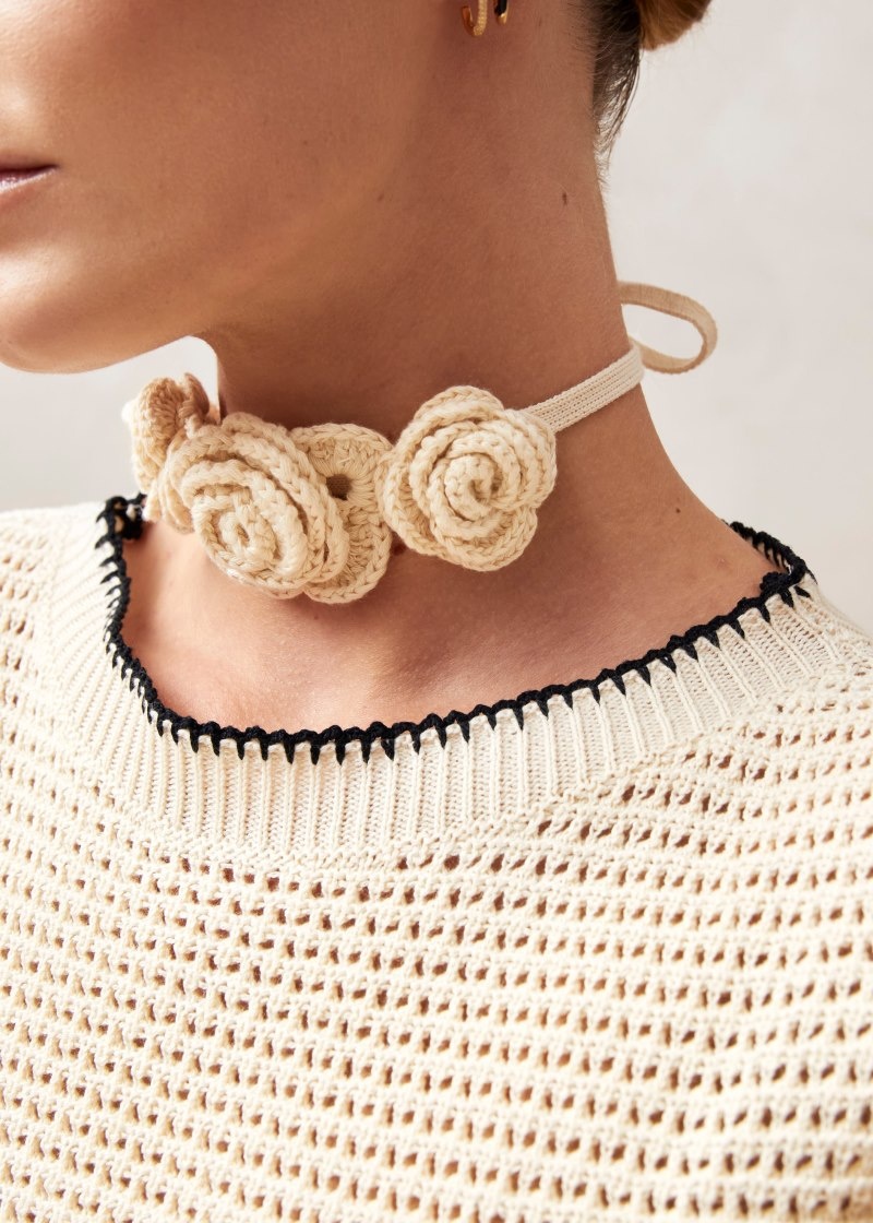 Women\'s Alohas Fleur Cotton Crochet Chocker Necklaces Cream NZ | R3K-5364