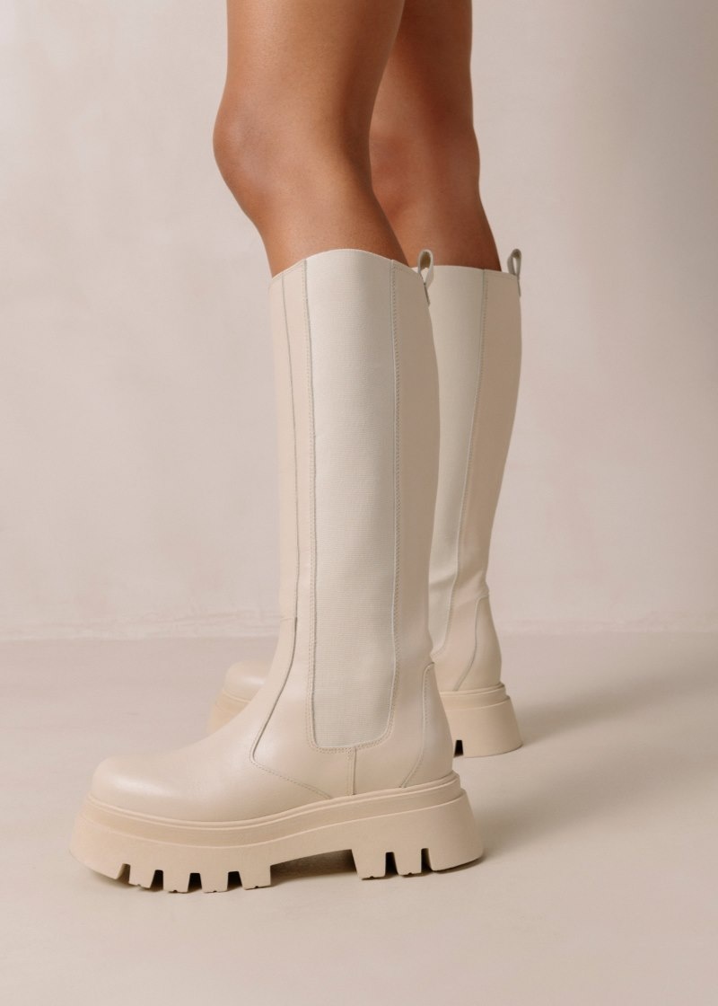 Women's Alohas Go Getter Leather Riding Boots With Track Soles Knee High Boots White NZ | N7R-4075