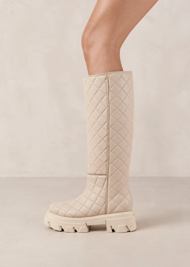 Women's Alohas Katiuska Quilted Leather Knee-high Boots With Platform Soles Knee High Boots White NZ | M9M-8948