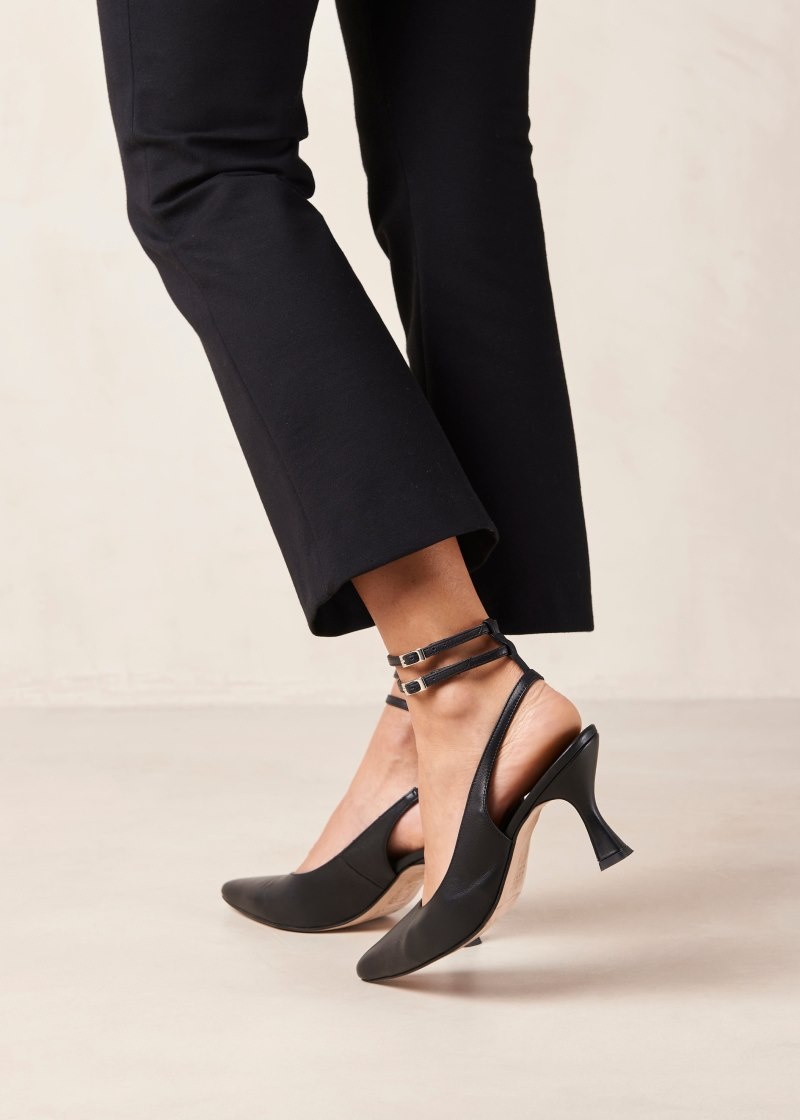 Women's Alohas Louise Leather Pointed Toe Pumps With Ankle Straps Heels Black NZ | R4I-5086