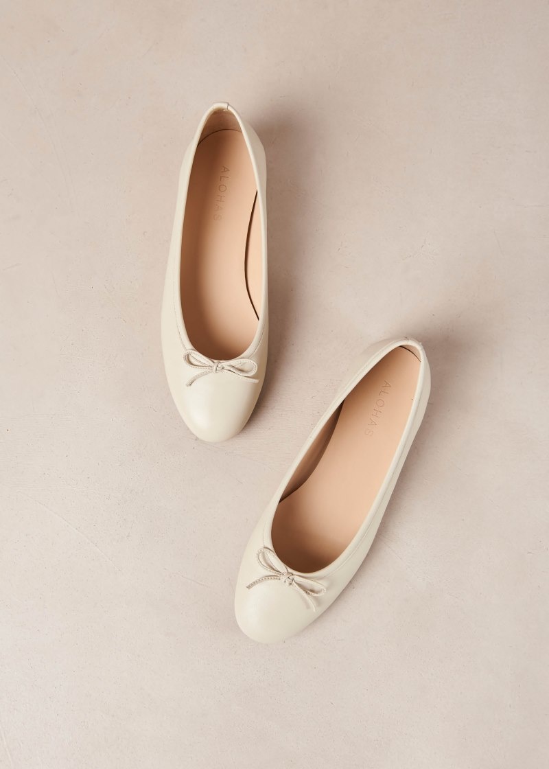 Women's Alohas Oriana Ballet Flats Ballet Flats Cream NZ | R7O-0230