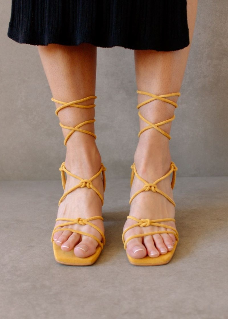 Women's Alohas Paloma Suede Strappy Sandals With Block Heel Heels Yellow NZ | K4W-0556