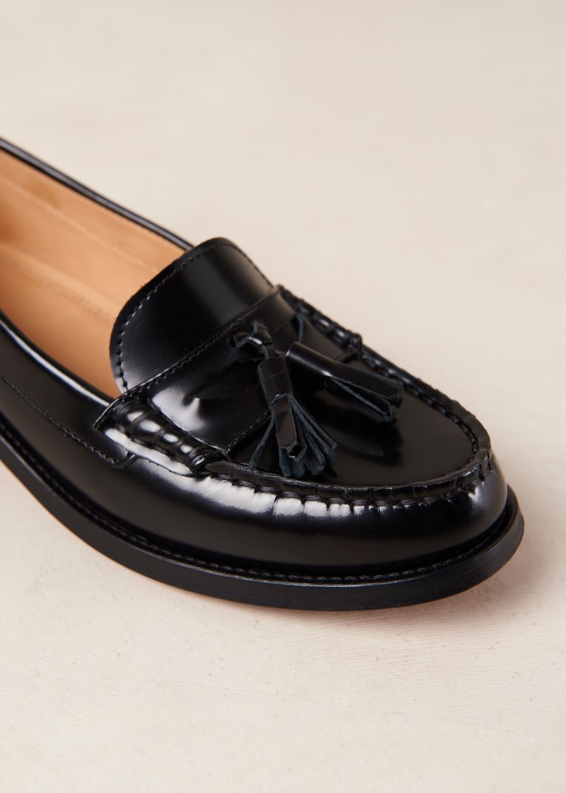 Women's Alohas Terrane Leather Tassel Loafers Loafers Black NZ | O3H-4685