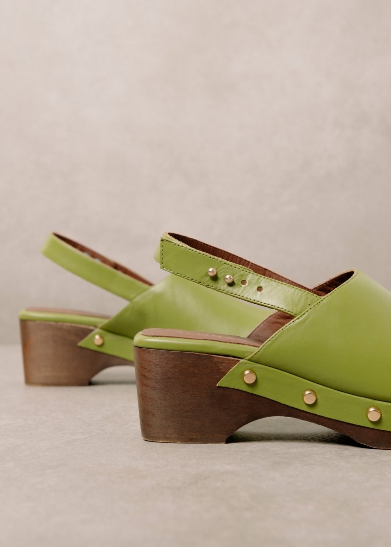 Women's Alohas Vinyl Leather Clogs With Wooden Heel Clogs Green NZ | P9H-8870